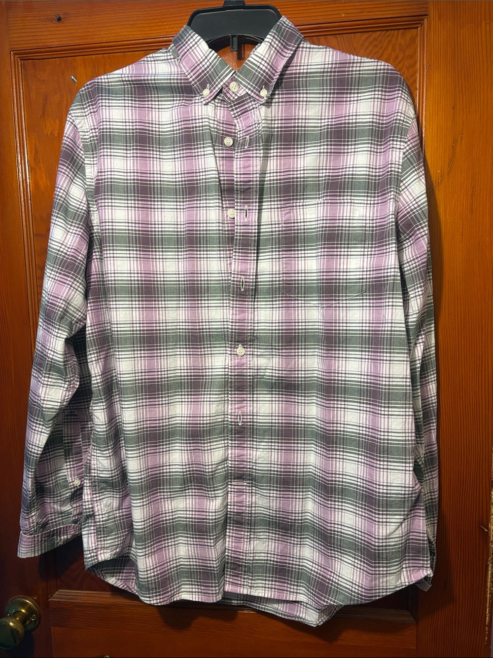 Banana Republic Men's Purple and White Plaid Button-Down Shirt